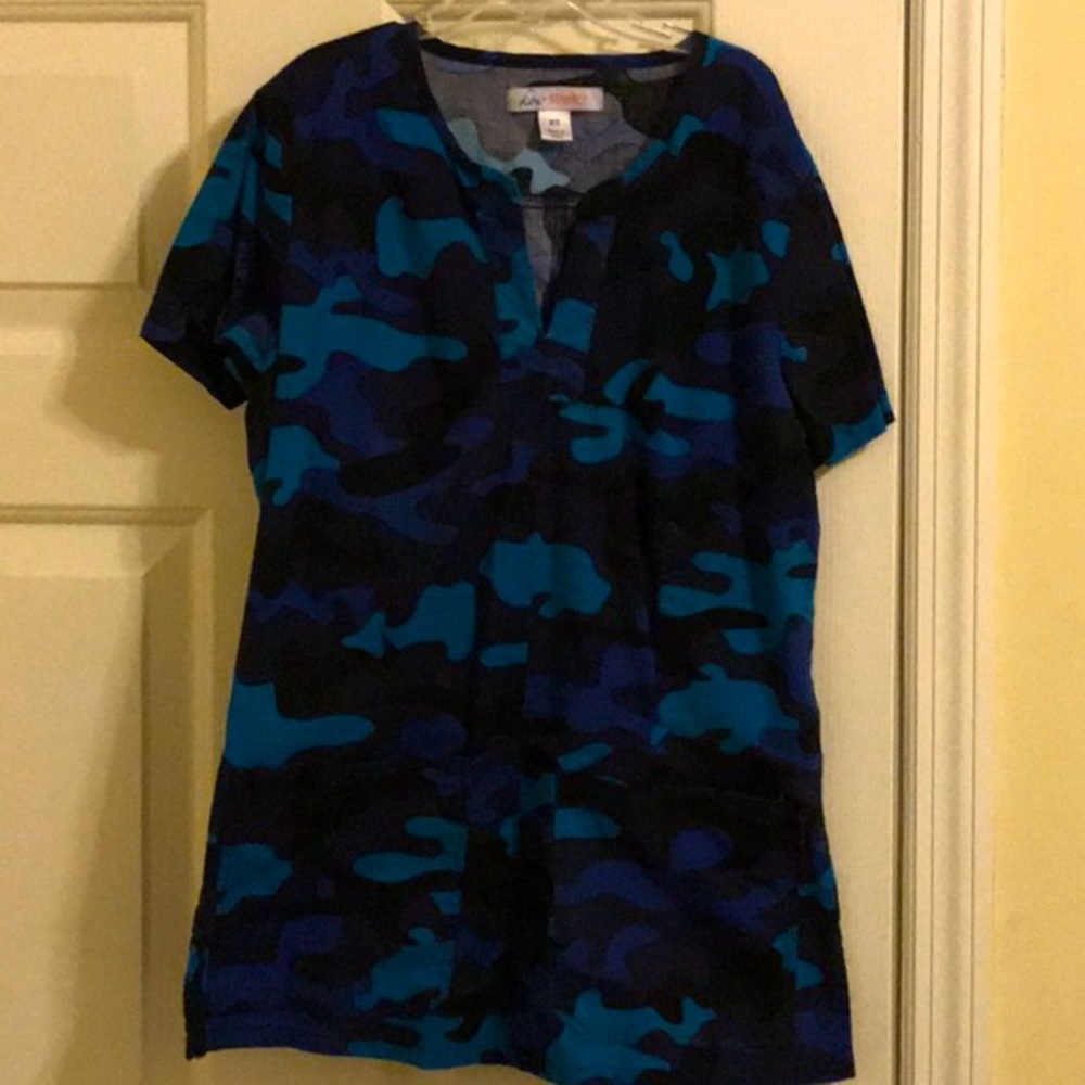 Scrub Top
